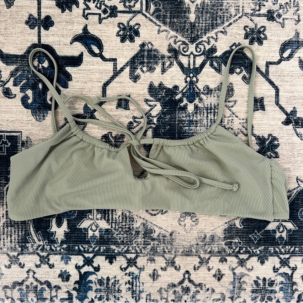 NWOT Hana X Swimwear Riah Top - XL - Picture 4 of 6
